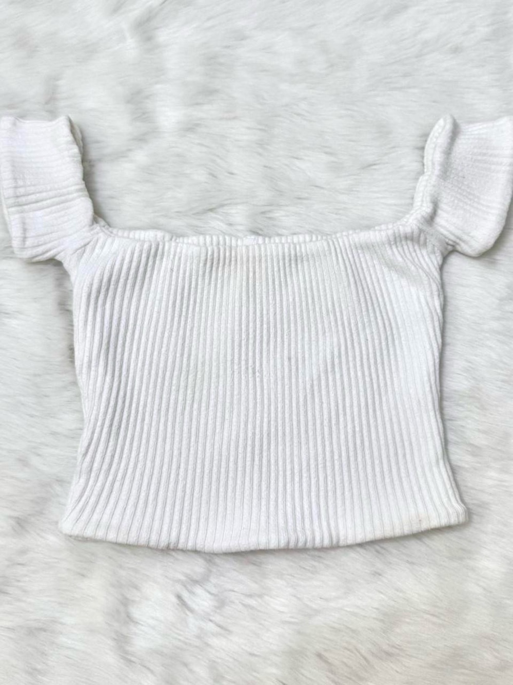 ARE YOU AM I White Ribbed Off-Shoulder Crop Top